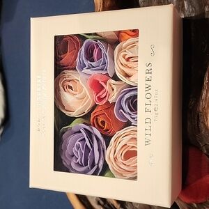 Body Luxuries scented soap petals wild flowers